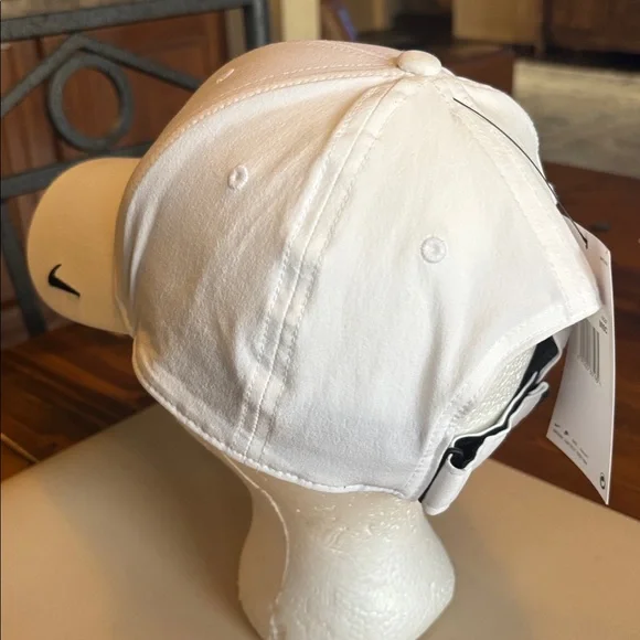 Nike golf Cap with Black and Teal Logo - Picture 3 of 7